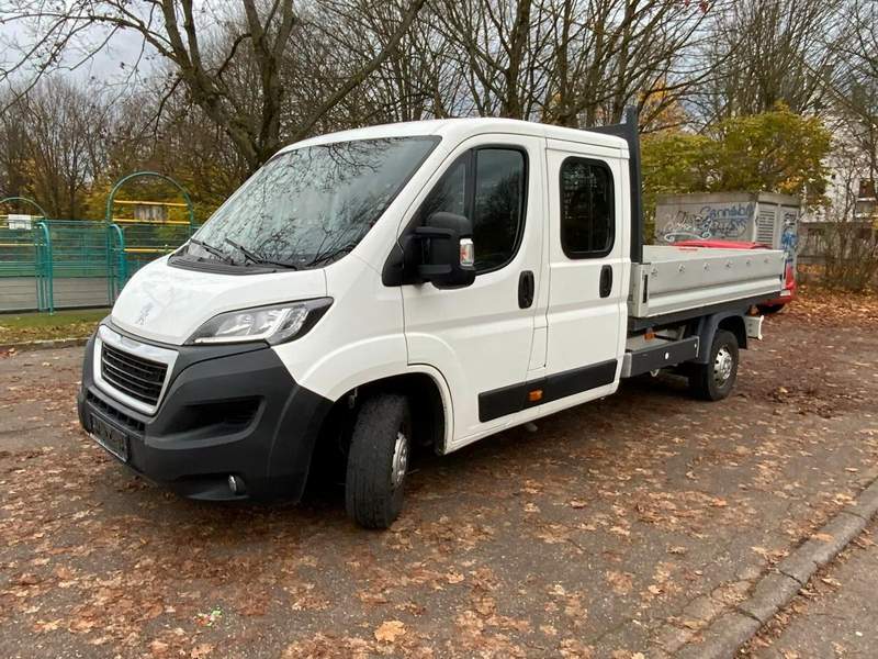 Peugeot Boxer 2021 Cabina dubla cu 7 locuri - 2021 - 15.700 EUR