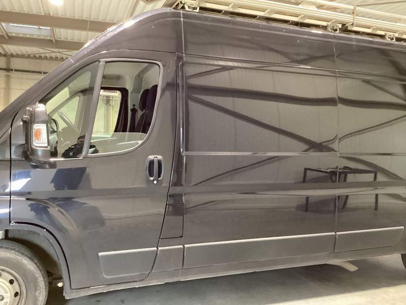 Peugeot BOXER Furgon - tip service mobil - 2020 - 17.350 EUR - imagine 3