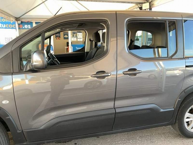 Peugeot RIFTER 1.2i cu 5 locuri - leasing, rate - 2020 - 13.850 EUR - imagine 3