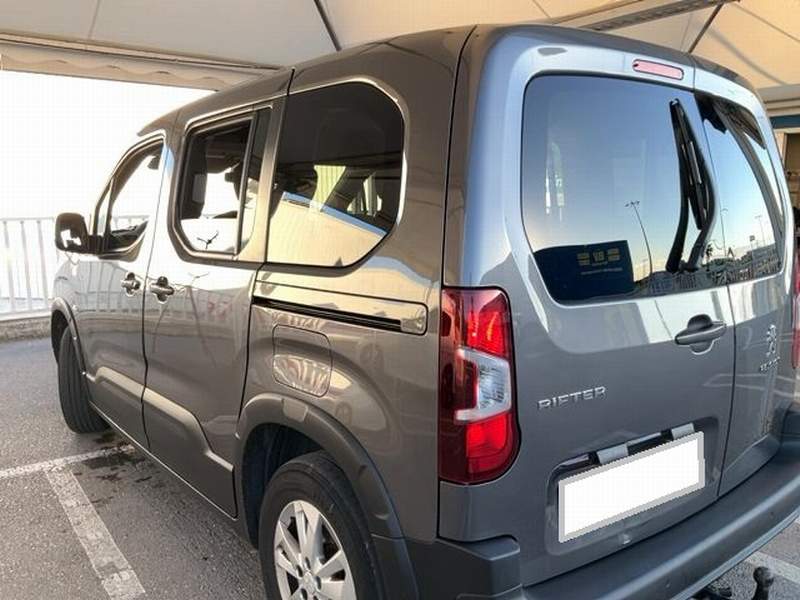 Peugeot RIFTER 1.2i cu 5 locuri - leasing, rate - 2020 - 13.850 EUR - imagine 4