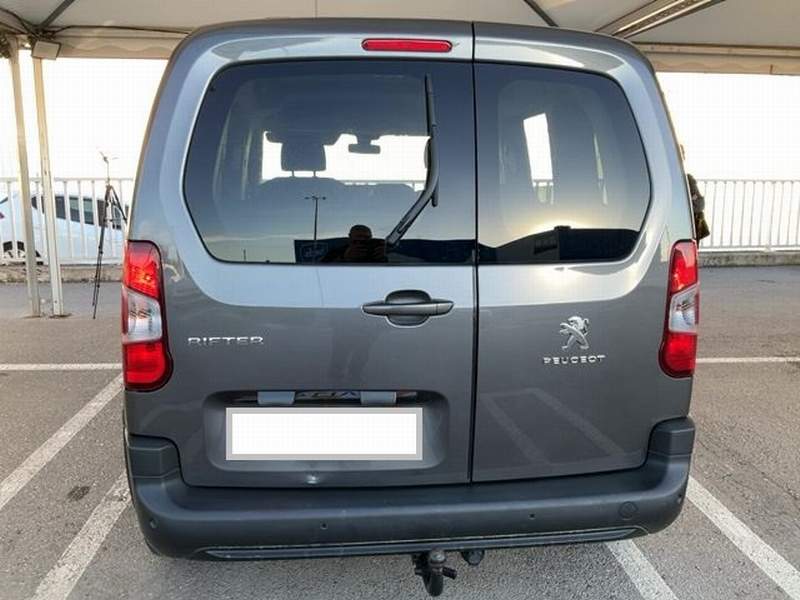 Peugeot RIFTER 1.2i cu 5 locuri - leasing, rate - 2020 - 13.850 EUR - imagine 5