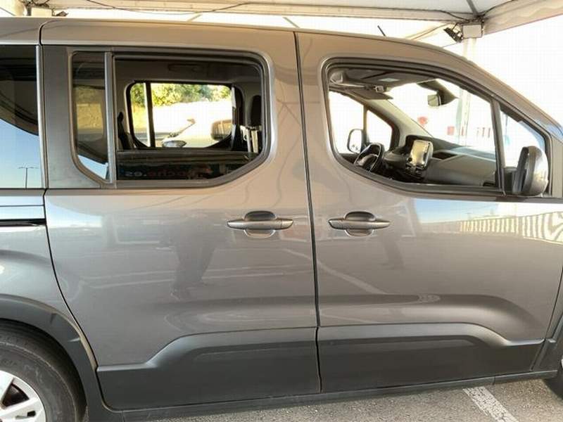 Peugeot RIFTER 1.2i cu 5 locuri - leasing, rate - 2020 - 13.850 EUR - imagine 7
