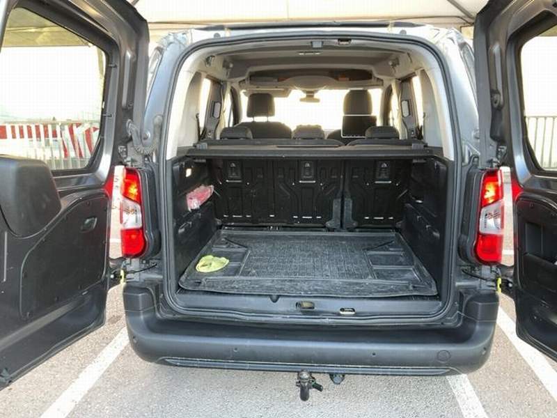 Peugeot RIFTER 1.2i cu 5 locuri - leasing, rate - 2020 - 13.850 EUR - imagine 10
