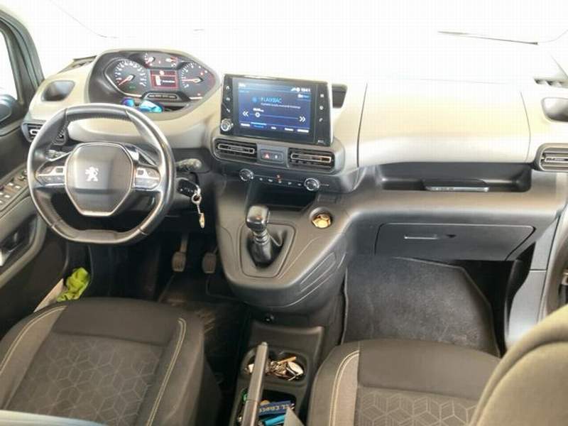 Peugeot RIFTER 1.2i cu 5 locuri - leasing, rate - 2020 - 13.850 EUR - imagine 13