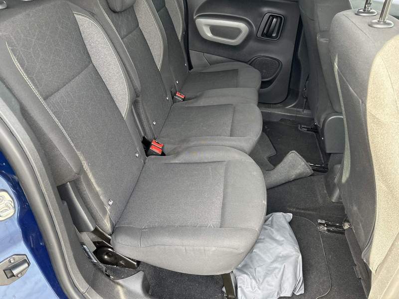 Peugeot RIFTER 1.2i cu 7 locuri - leasing, rate - 2019 - 14.850 EUR - imagine 12