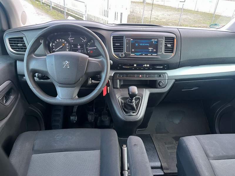 Peugeot Traveler persoane 1.6BlueHDi EURO6 - 2017 - 16.700 EUR - imagine 8