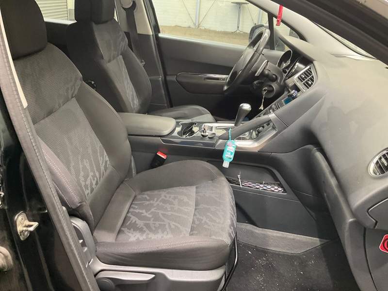 Peugeot 3008 1.6HDi EURO5 FAP -  AUTOMAT - 2011 - 4.950 EUR - imagine 11