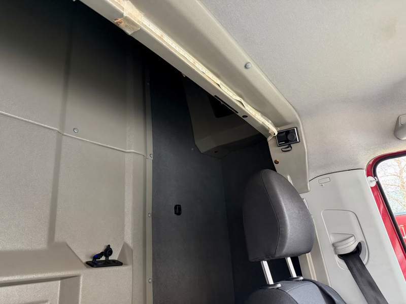 Volkswagen Crafter Twin Cab prelata 8 Europaleti - 2019 - 23.100 EUR - imagine 11