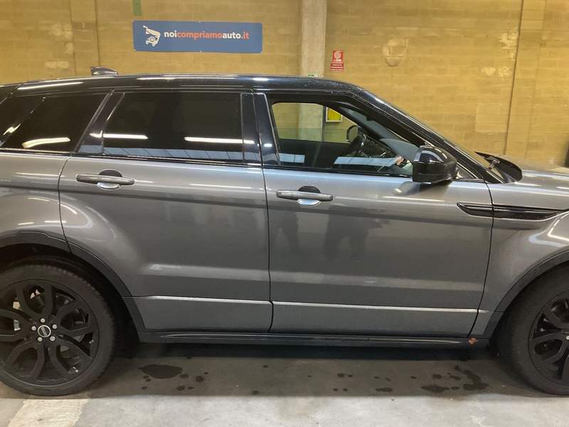 Land Rover EVOQUE 4x4 2.0TDi-EURO6 - 2017 - 17.450 EUR - imagine 6