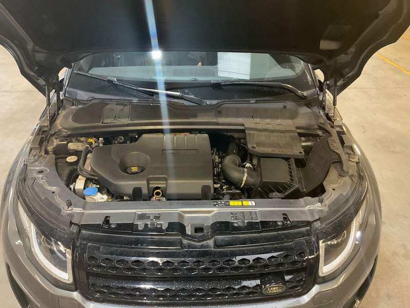Land Rover EVOQUE 4x4 2.0TDi-EURO6 - 2017 - 17.450 EUR - imagine 15