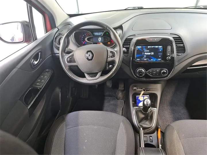Renault CAPTUR 0.9i TCE EURO6 manual - 2017 - 10.500 EUR - imagine 6