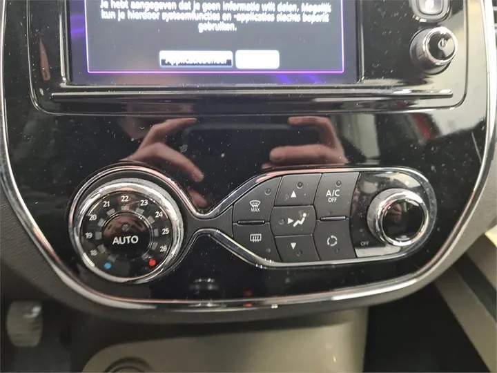 Renault CAPTUR 0.9i TCE EURO6 manual - 2017 - 10.500 EUR - imagine 10