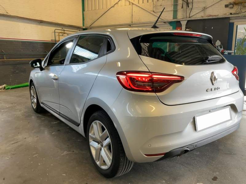 Renault CLIO 1.0TCe manual, rate, leasing, garantie - 2021 - 9.950 EUR - imagine 4
