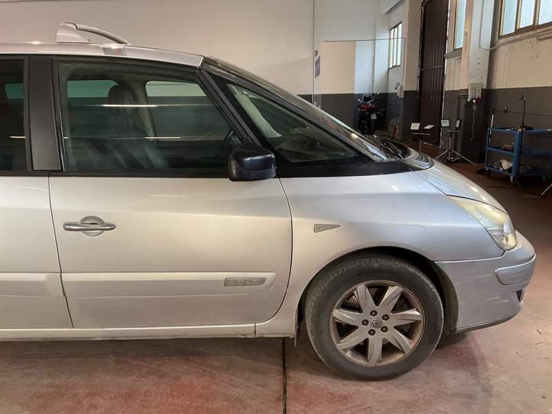 Renault Grand ESPACE 2012 2.0DCi cutie manuala - rate, ava - 2012 - 4.500 EUR - imagine 10