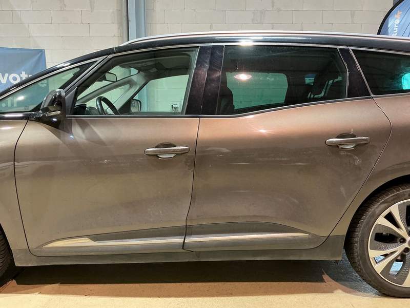 Renault Grand Scenic 1.6DCi automat 7 locuri - leasing - 2017 - 9.990 EUR - imagine 2