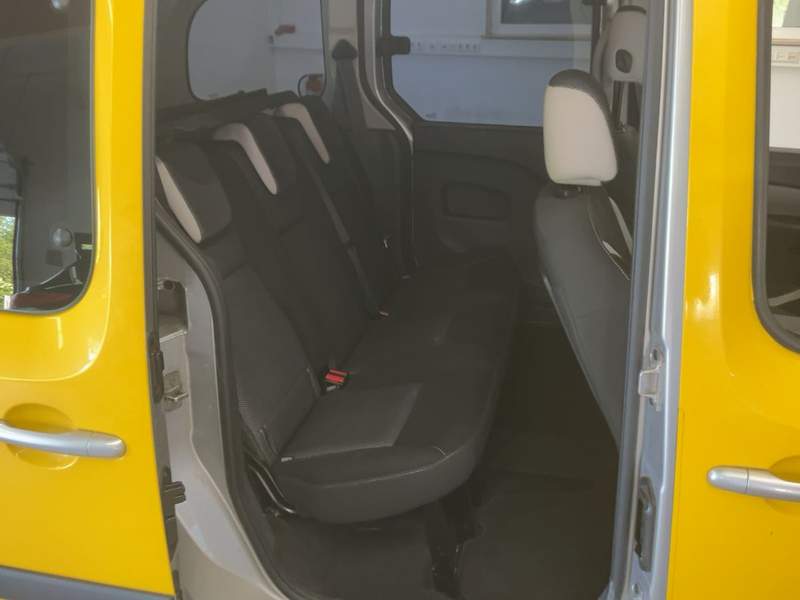 Renault Kangoo 1.5DCi AC rate, leasing, avans 0, garantie - 2016 - 9.670 EUR - imagine 12