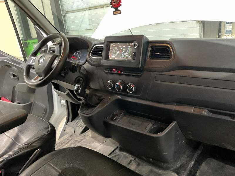 Renault MASTER DOKA - Roti duble spate - 2020 - 16.950 EUR - imagine 8