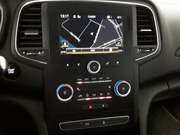 Renault Megane LIMITED 1.5DCi EURO6 - 2018 - 10.450 EUR - imagine 9