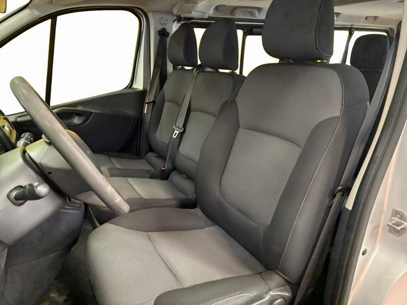 Renault TRAFIC 2.0DCi 8+1 locuri Euro6 - 2019 - 14.850 EUR - imagine 10