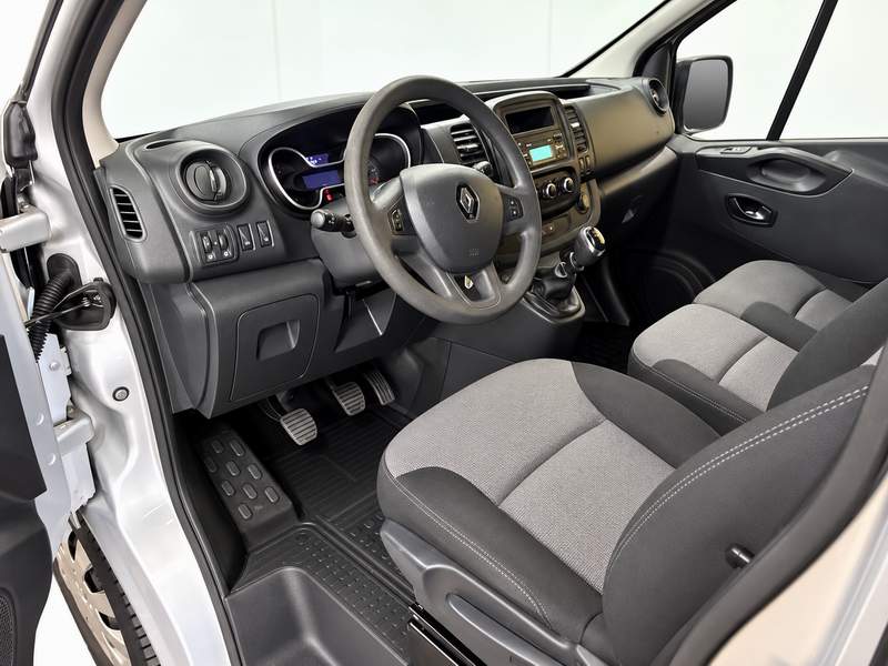 Renault TRAFIC 2.0DCi 8+1 locuri Euro6 - 2019 - 14.850 EUR - imagine 11