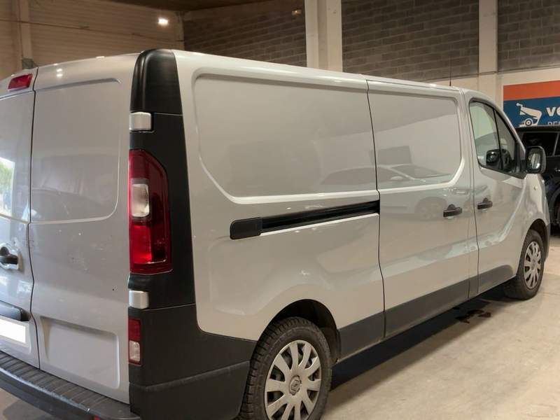 Renault Trafic L2H1 - rate, leasing, garantie - 2021 - 10.950 EUR - imagine 7