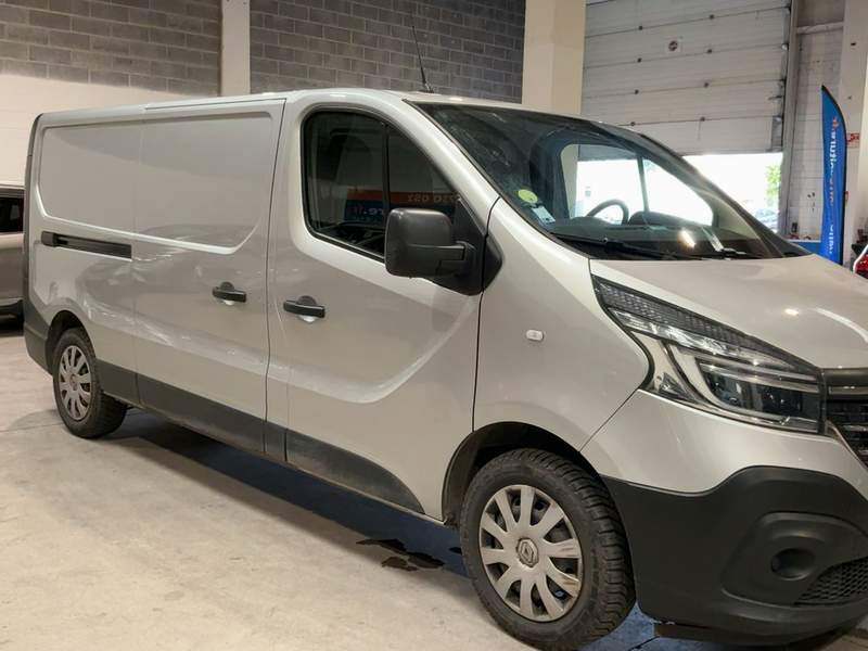 Renault Trafic L2H1 - rate, leasing, garantie - 2021 - 10.950 EUR - imagine 9