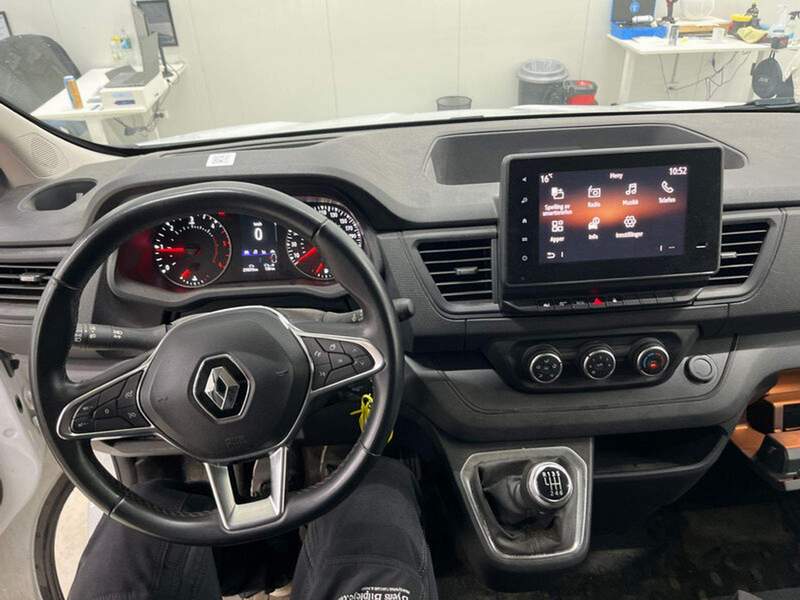 Renault TRAFIC VAN L2H2 2.0DCi - lift spate - 2023 - 14.650 EUR - imagine 6