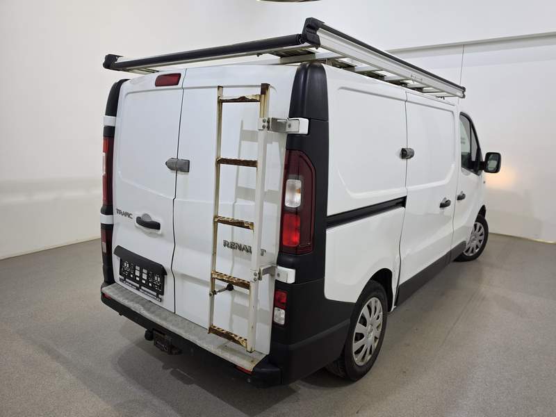 Renault Trafic SWB 1.6DCi Euro6 - leasing, rate, garantie - 2020 - 9.850 EUR - imagine 2