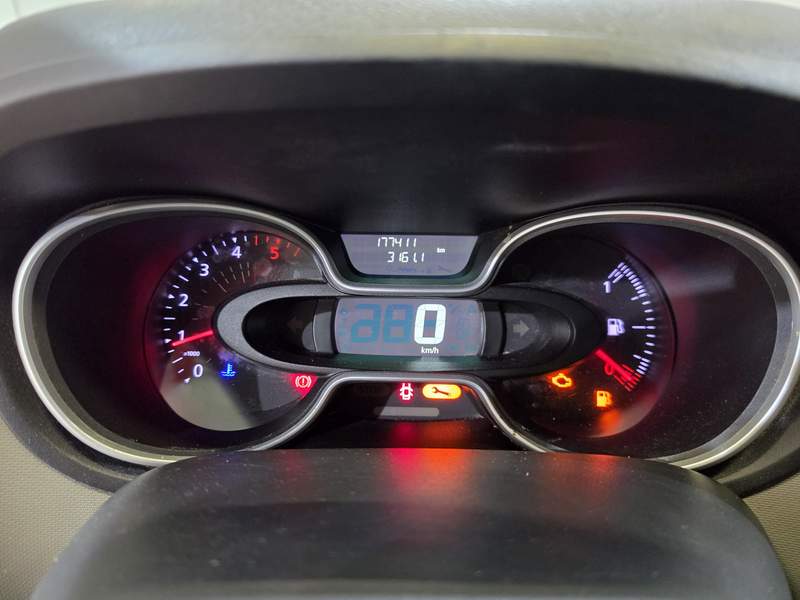 Renault Trafic SWB 1.6DCi Euro6 - leasing, rate, garantie - 2020 - 9.850 EUR - imagine 9