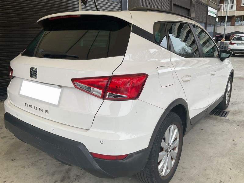 Seat ARONA 1.0TSi - rate, leasing - 2019 - 12.780 EUR - imagine 5