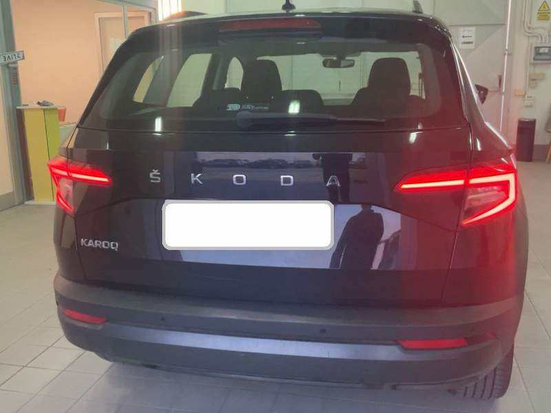 Skoda Karoq 1.6TDi 4x2 automat - rate, leasing, garantie - 2019 - 15.800 EUR - imagine 5