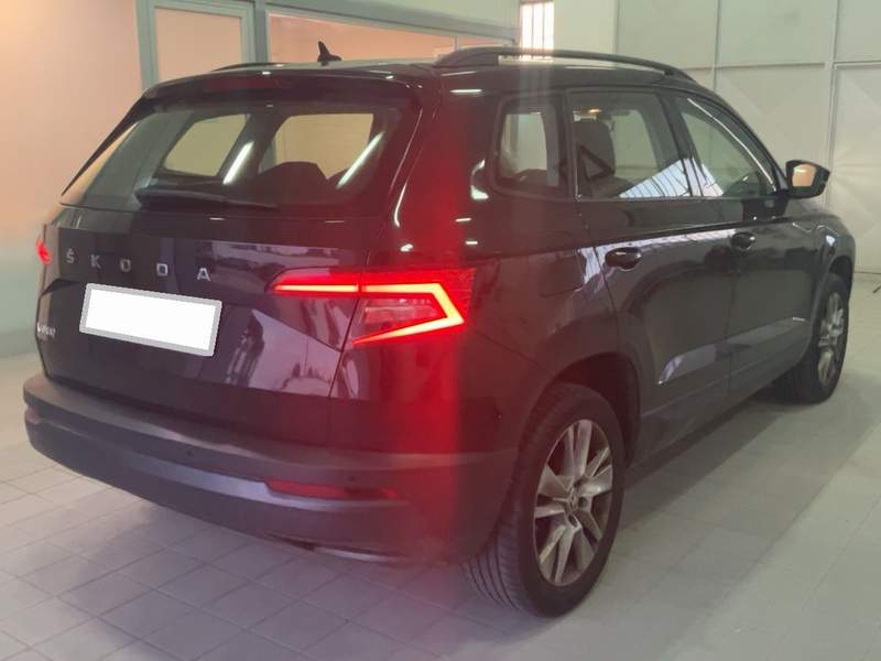 Skoda Karoq 1.6TDi 4x2 automat - rate, leasing, garantie - 2019 - 15.800 EUR - imagine 6