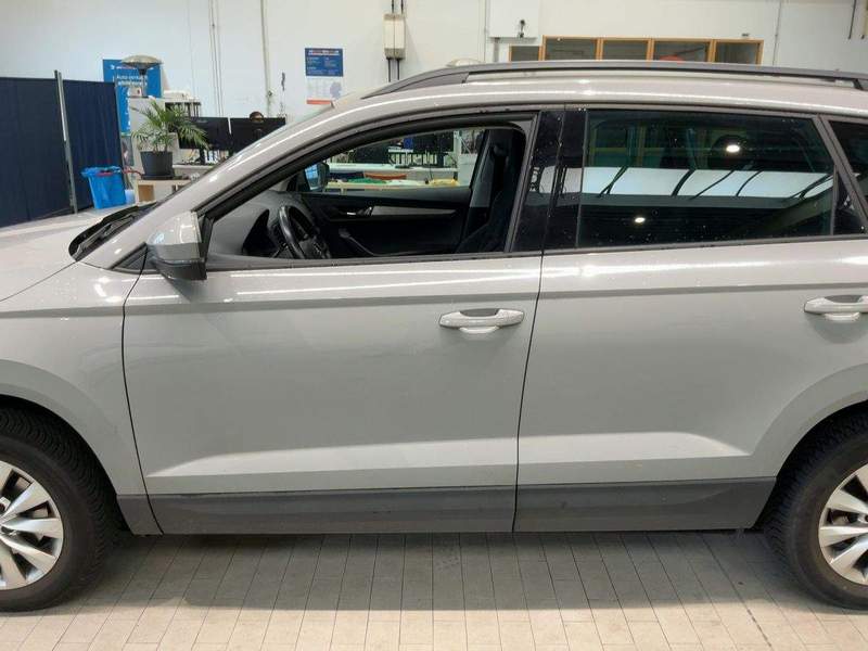 Skoda Karoq benzina leasing, rate, garantie - 2019 - 13.900 EUR - imagine 2
