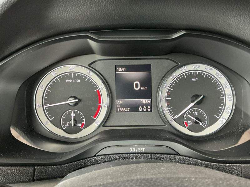 Skoda Karoq benzina leasing, rate, garantie - 2019 - 13.900 EUR - imagine 13