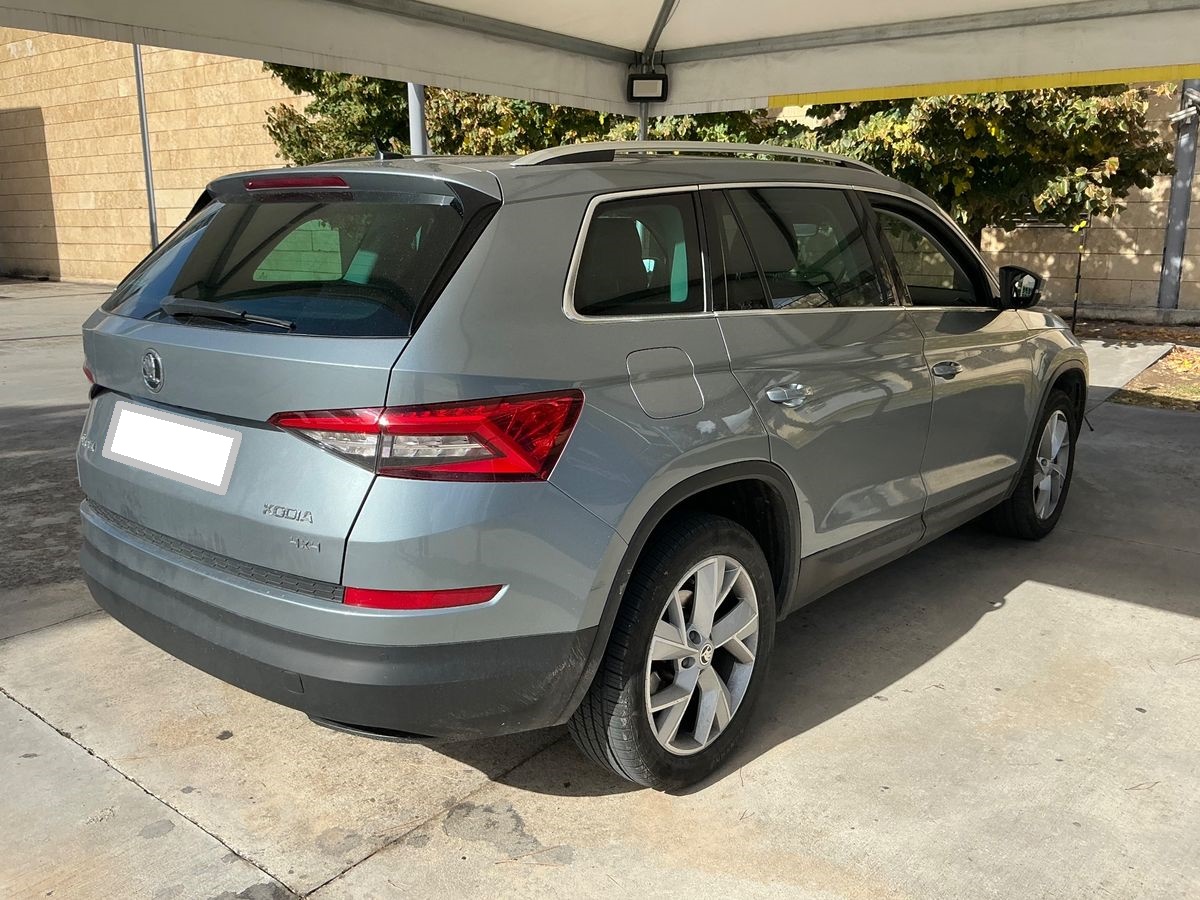 Skoda Kodiak 2.0TDi 4x4 DSG - rate, leasing, garantie - 2019 - 18.900 EUR - imagine 6