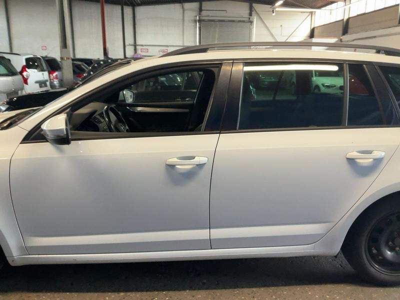 Skoda OCTAVIA COMBI 2.0TDI 150CP avans 0, garantie - 2016 - 9.290 EUR - imagine 2