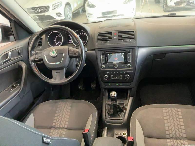 Skoda YETI 2.0TDi 140CP 4x4 - rate, leasing - 2013 - 8.490 EUR - imagine 14