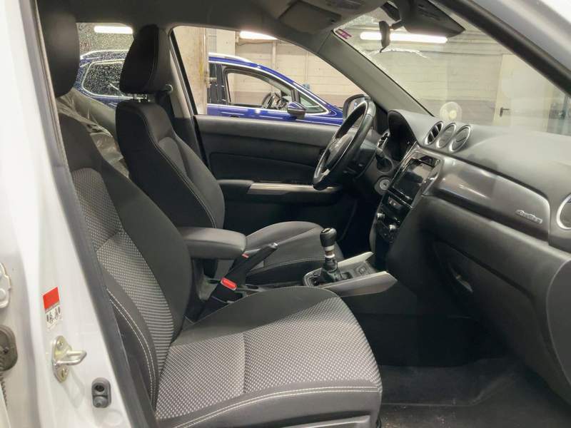 Suzuki VITARA 1.4AllGrip Mild-Hybrid, rate, leasing - 2020 - 10.900 EUR - imagine 12