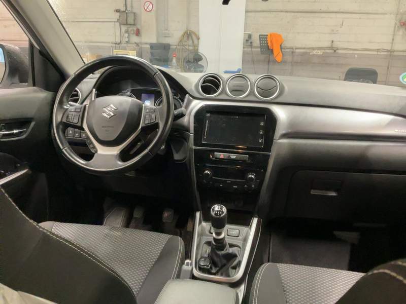 Suzuki VITARA 1.4AllGrip Mild-Hybrid, rate, leasing - 2020 - 10.900 EUR - imagine 13