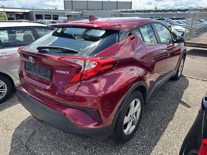 Toyota C-HR 1.8 Hybrid - leasing, rate, garantie - 2017 - 15.900 EUR - imagine 2