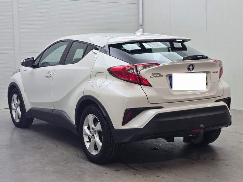 Toyota C-HR 1.8 Hybrid, rate, leasing, avans 0, garantie - 2017 - 11.900 EUR - imagine 4