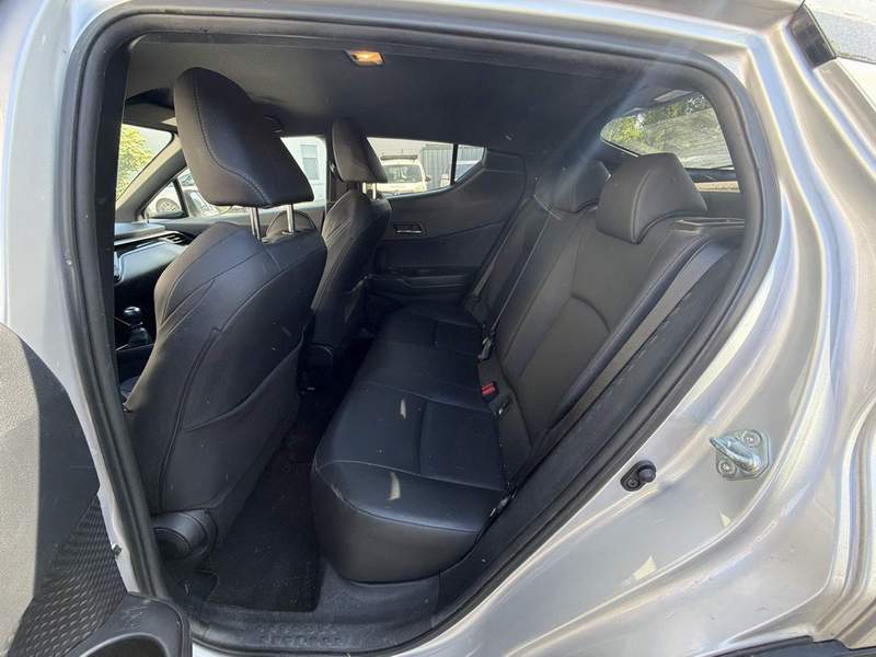 Toyota CHR Hybrid 1.2i manuala, rate, garantie - 2018 - 12.850 EUR - imagine 5