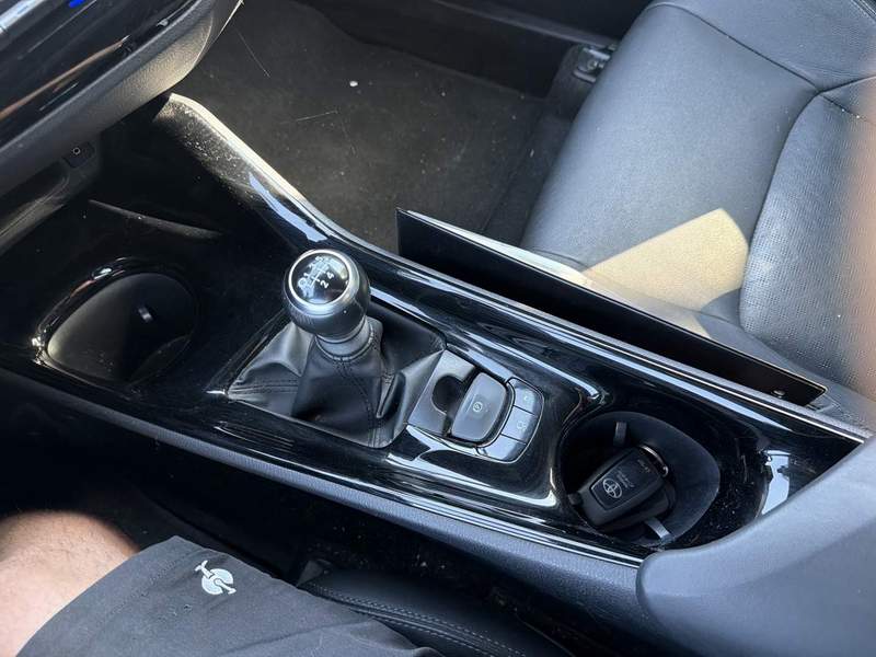 Toyota CHR Hybrid 1.2i manuala, rate, garantie - 2018 - 12.850 EUR - imagine 13