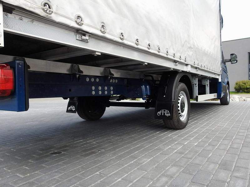 Volkswagen Crafter 2.0L 180CP 10 Europaleti - 2019 - 23.700 EUR - imagine 6
