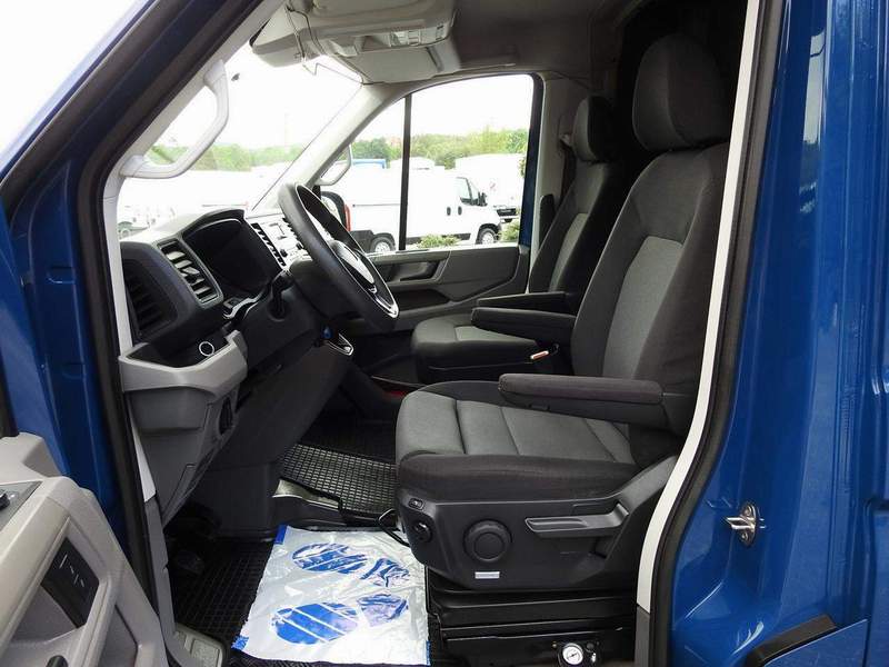 Volkswagen Crafter 2.0L 180CP 10 Europaleti - 2019 - 23.700 EUR - imagine 14