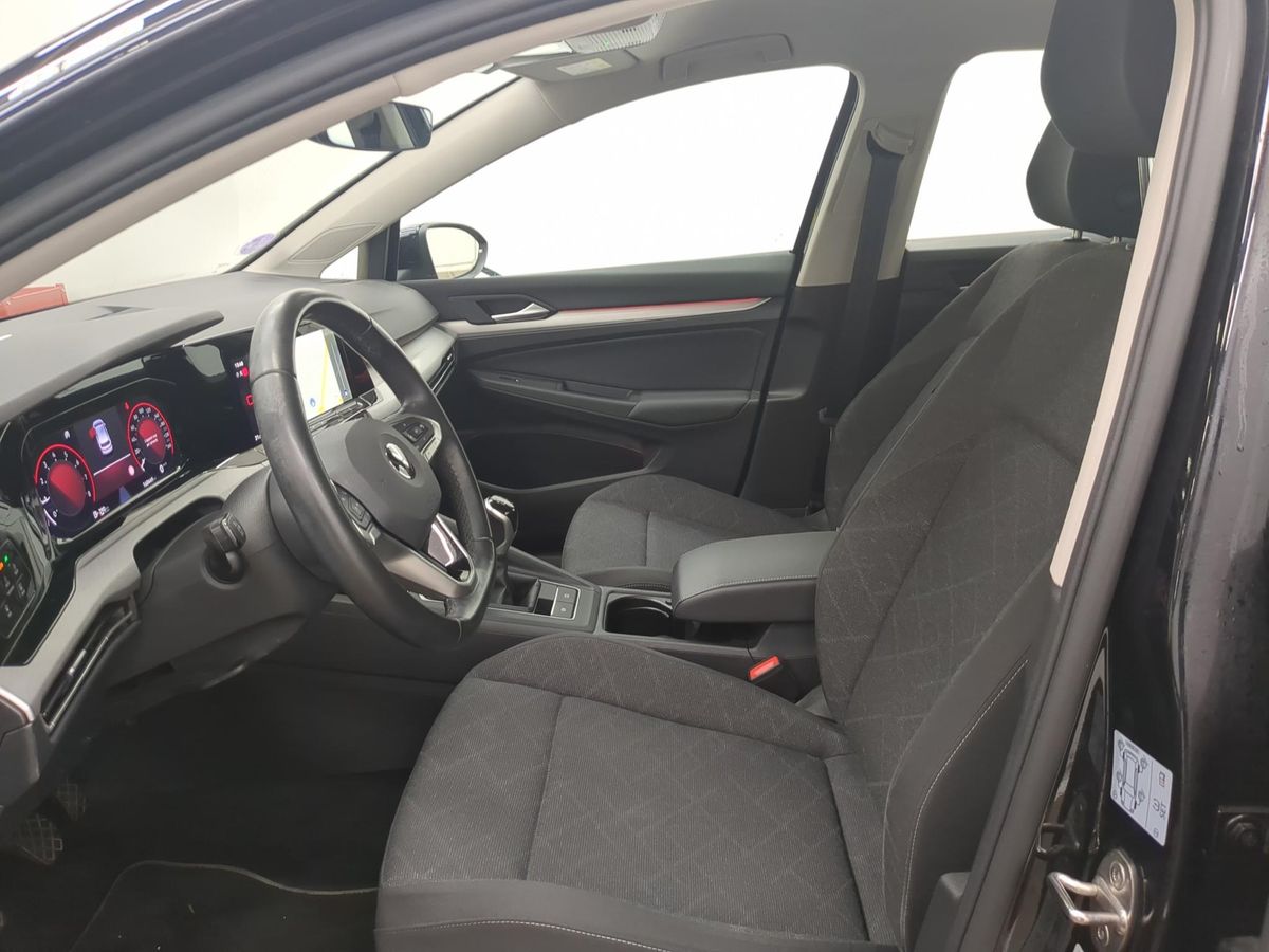Volkswagen Golf 8 benzina - rate, leasing, garantie - 2022 - 13.800 EUR - imagine 6