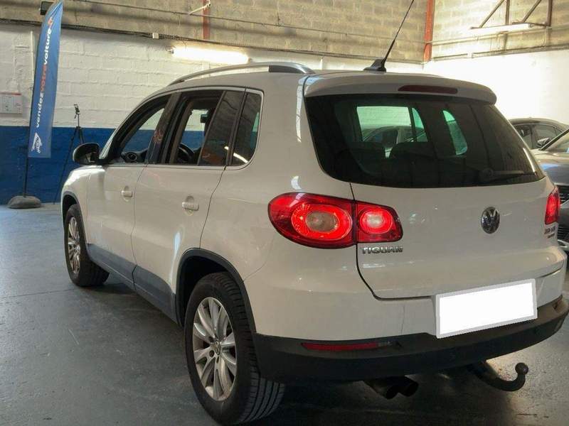 Volkswagen Tiguan 4x2 2.0TDi manual - rate, avans zero - 2011 - 8.250 EUR - imagine 4