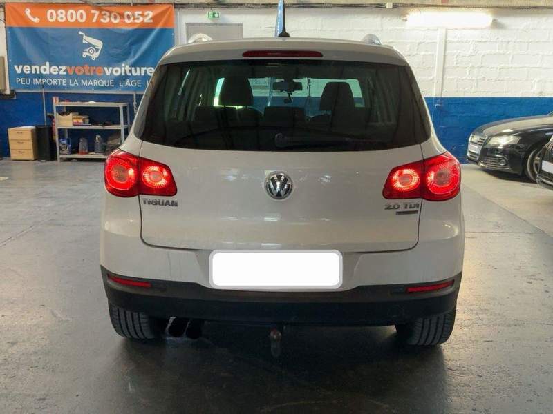 Volkswagen Tiguan 4x2 2.0TDi manual - rate, avans zero - 2011 - 8.250 EUR - imagine 5