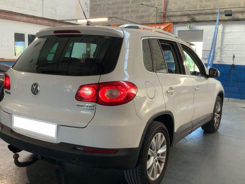 Volkswagen Tiguan 4x2 2.0TDi manual - rate, avans zero - 2011 - 8.250 EUR - imagine 6