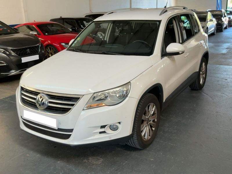 Volkswagen Tiguan 4x2 2.0TDi manual - rate, avans zero - 2011 - 8.250 EUR